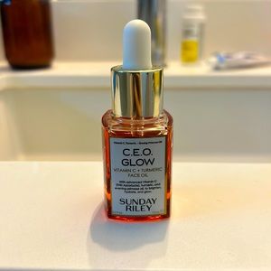 CEO Glow Vitamin C + Turmeric Face Oil